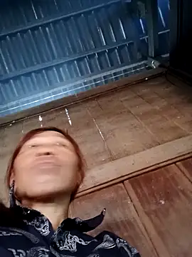 Snapshot of bella-la chatting on 03.24.26 bella-la online show from 03.24.26