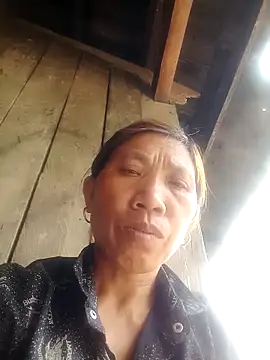 Snapshot of bella-la chatting on 03.26.26 bella-la online show from 03.26.26