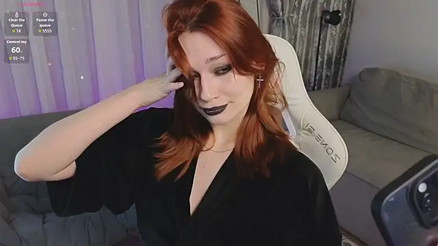 Snapshot of bimboterica chatting on 04.11.26 bimboterica online show from 04.11.26