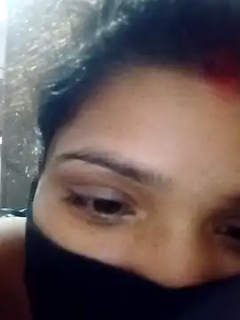 hot couple 000 online show from 10.28.25