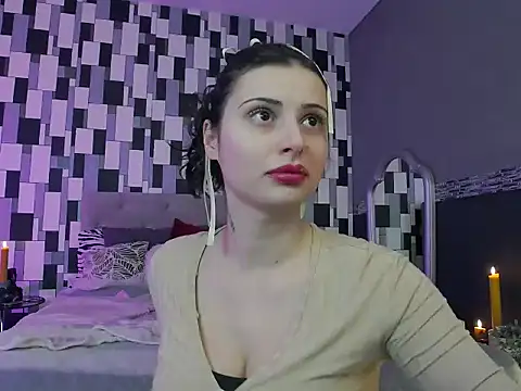 venusinylons online show from 12.21.25