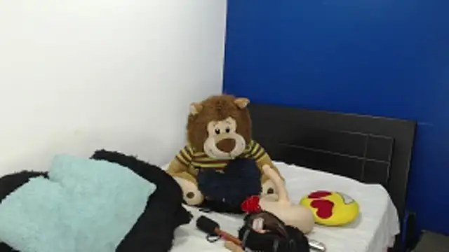 EmmilyConnor online show from 05.04.26