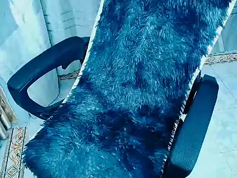 Snapshot of Fiona1010 chatting on 11.21.25 Fiona1010 online show from 11.21.25