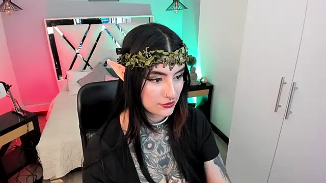 mia jagger online show from 04.28.26