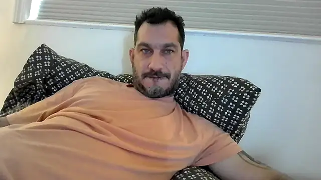 Snapshot of ckraiders84 chatting on 11.26.25 ckraiders84 online show from 11.26.25