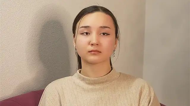 NilsaGraci online show from 10.28.25