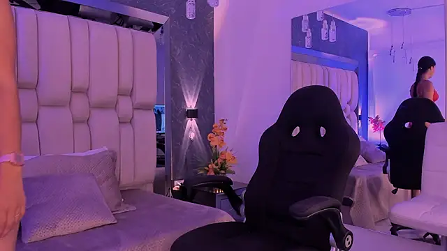  Sofiewild  online show from 03.12.26