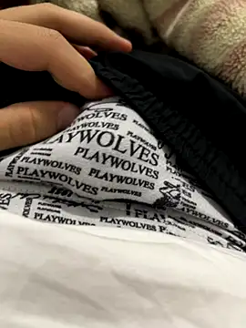 Snapshot of yamac_1 chatting on 10.30.25 yamac 1 online show from 10.30.25