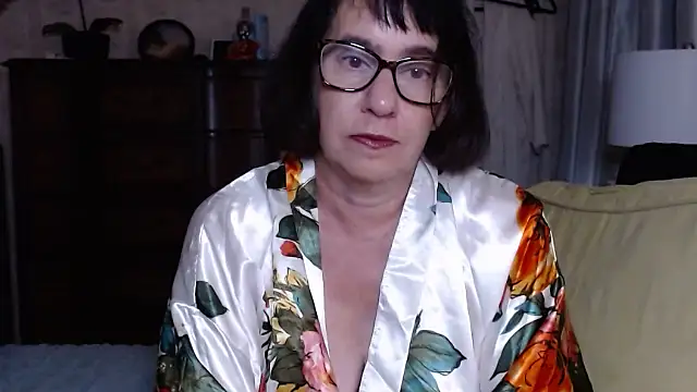 BigbustedBrenda online show from 11.22.25