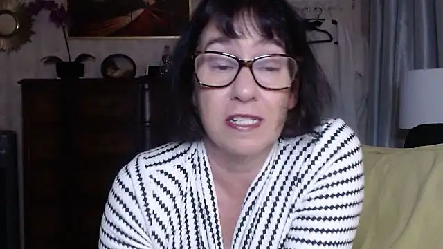 BigbustedBrenda online show from 11.23.25