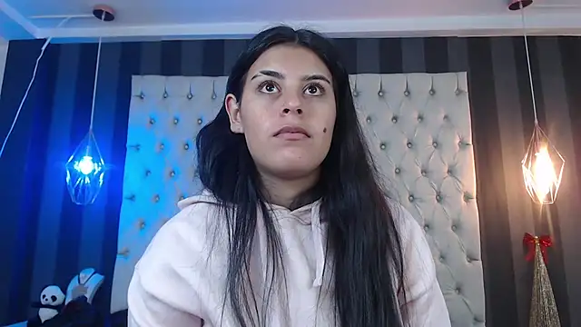 Camile Petite online show from 12.13.25