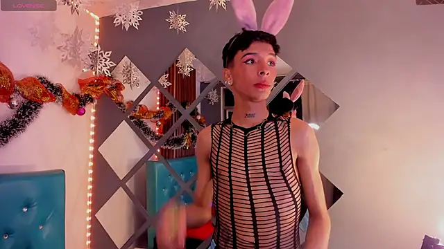 Max Steell online show from 11.28.25