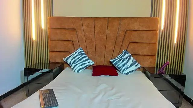 Camila-Valverde online show from 03.19.26