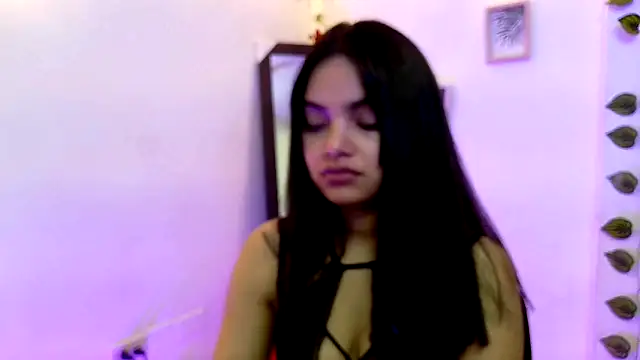 evangelinemoretti online show from 10.29.25