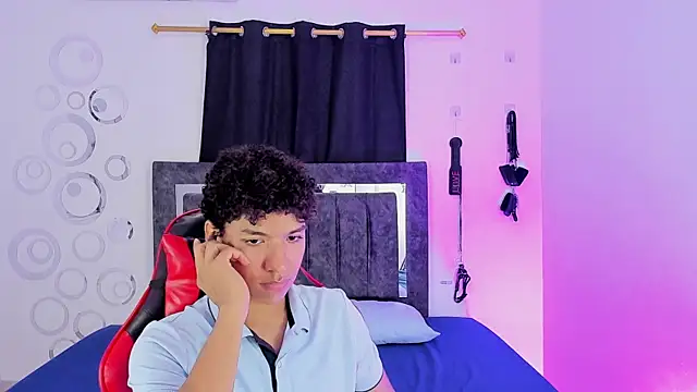 Maximiliano Khalil online show from 11.15.25