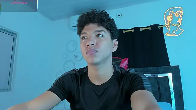 Maximiliano Khalil online show from 03.10.26