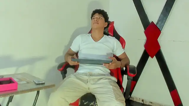 Maximiliano Khalil online show from 03.17.26