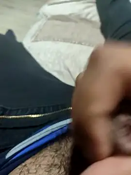 lopess06 online show from 10.28.25