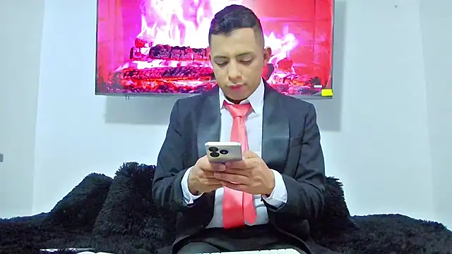 Mike Fetiche online show from 11.28.25