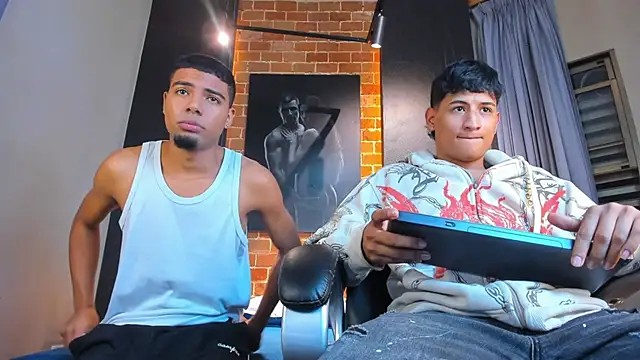 Snapshot of Jack_and_Joes chatting on 11.08.25 Jack and Joes online show from 11.08.25