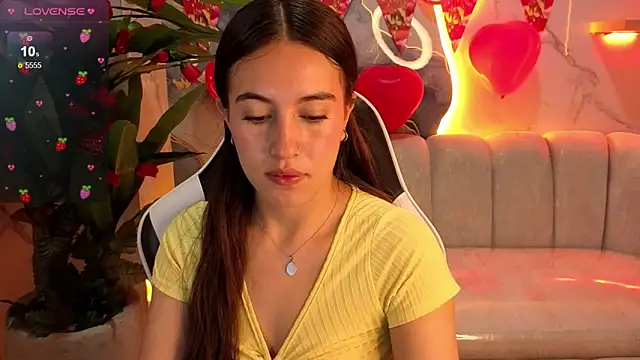 Snapshot of Nikka_Tx chatting on 02.16.26 Nikka Tx online show from 02.16.26