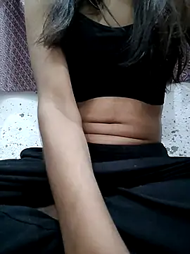 Snapshot of Hia_Rani chatting on 10.29.25 Hia Rani online show from 10.29.25