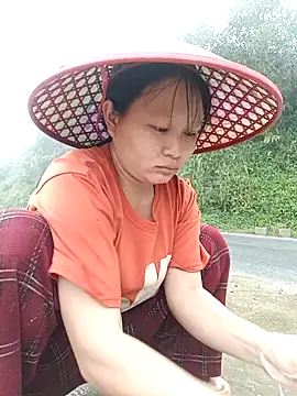 Snapshot of yoyo-mi chatting on 11.11.25 yoyo-mi online show from 11.11.25