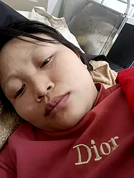 Snapshot of yoyo-mi chatting on 12.05.25 yoyo-mi online show from 12.05.25