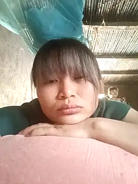 Snapshot of yoyo-mi chatting on 05.19.26 yoyo-mi online show from 05.19.26