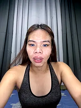 Snapshot of kierra_fox chatting on 11.20.25 kierra fox online show from 11.20.25