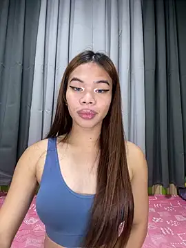 Snapshot of kierra_fox chatting on 11.26.25 kierra fox online show from 11.26.25