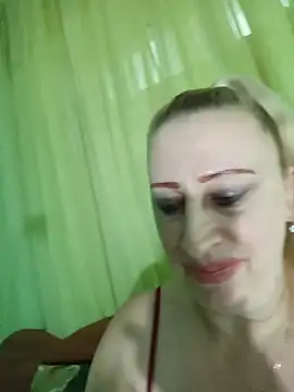 Snapshot of Esenia505 chatting on 06.29.26 Esenia505 online show from 06.29.26