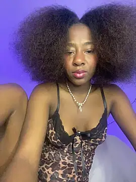 Snapshot of milarain chatting on 01.10.26 milarain online show from 01.10.26