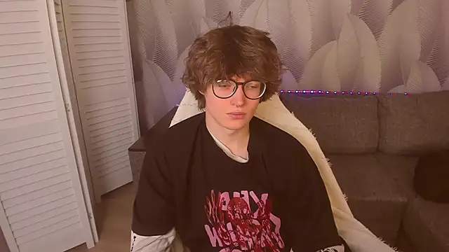 Snapshot of Syndy_Dels chatting on 02.11.26 Syndy Dels online show from 02.11.26