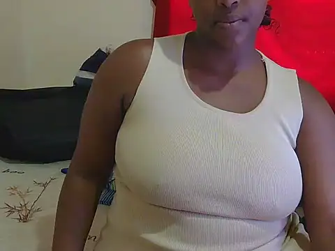 Snapshot of sexy-Halo chatting on 10.30.25 sexy-Halo online show from 10.30.25