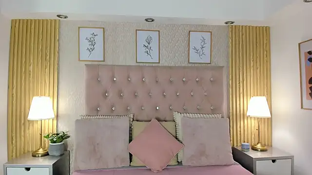 KamyGlam online show from 07.30.26