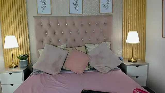 KamyGlam online show from 08.03.26