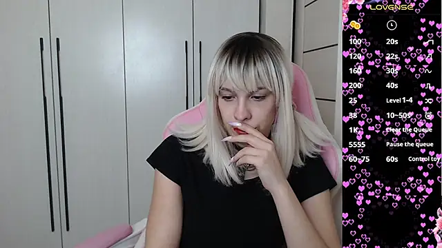 Snapshot of ElixabetANG chatting on 02.08.26 ElixabetANG online show from 02.08.26