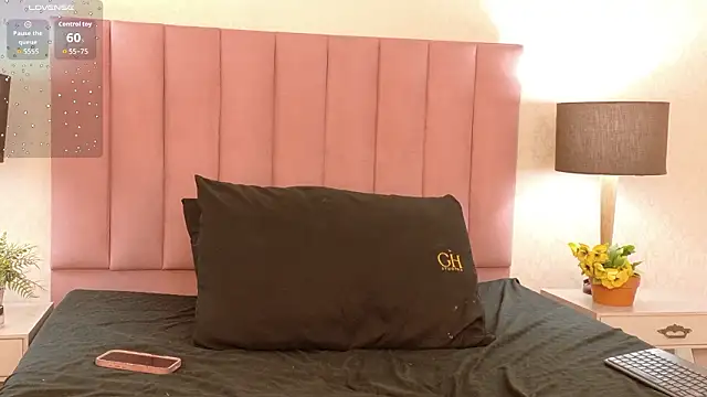 Alanagh  online show from 03.18.26