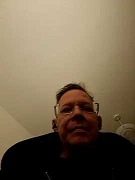 English1976 online show from 10.28.25