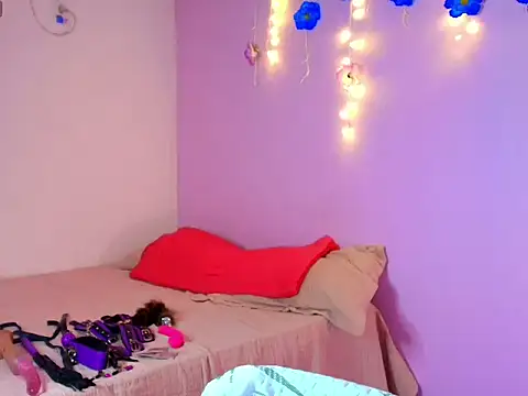 Snapshot of Aprilsweet2005 chatting on 11.24.25 Aprilsweet2005 online show from 11.24.25