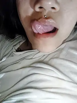 Snapshot of Camilu23 chatting on 02.01.26 Camilu23 online show from 02.01.26