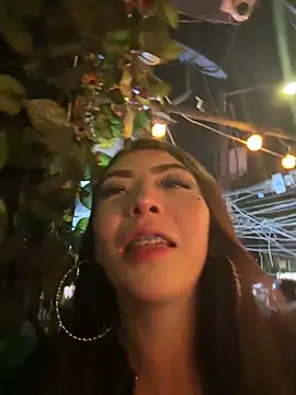 Moon And Sunn online show from 04.03.26