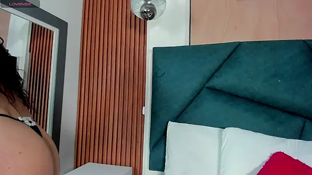 Ivy Spicy online show from 02.28.26