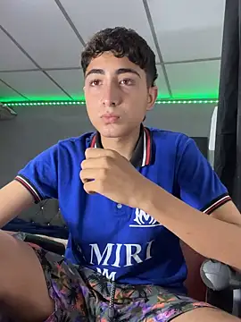 Snapshot of MathieuAGT chatting on 10.31.25 MathieuAGT online show from 10.31.25