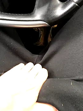 BigCurtis D online show from 11.04.25