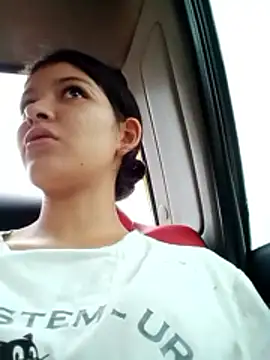 Snapshot of Soymaia chatting on 12.02.25 Soymaia online show from 12.02.25