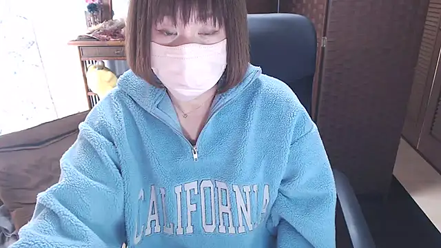 Snapshot of YUNONNON chatting on 01.10.26 YUNONNON online show from 01.10.26