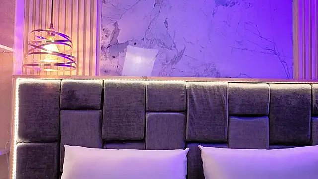 Im-Lola online show from 11.06.25