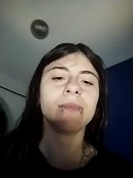 Snapshot of Bad0ll_3 chatting on 10.30.25 Bad0ll 3 online show from 10.30.25